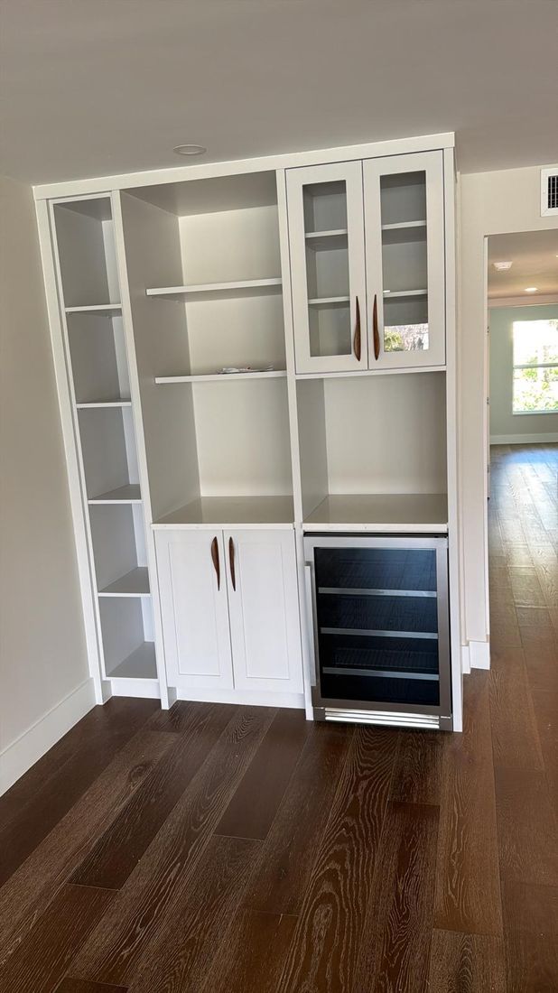 Built-in bar with wine storage